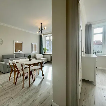 Munn 8 Apartment *